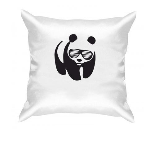 Подушка Панда в очках жалюзи