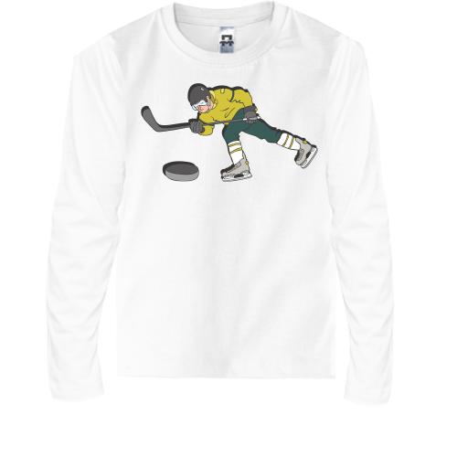 Детская футболка с длинным рукавом с хоккеистом и шайбой