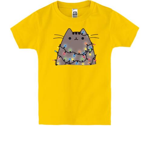 Дитяча футболка з Пушин котом в гірляндах