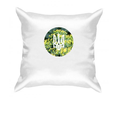 Подушка з гербом України в квітучому кропі (2)