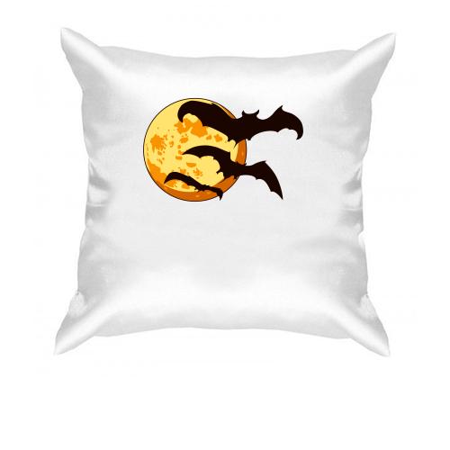 Подушка з місяцем і кажанами