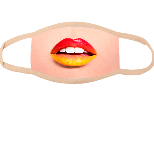 Многоразовая маска для лица с желто-красными губами