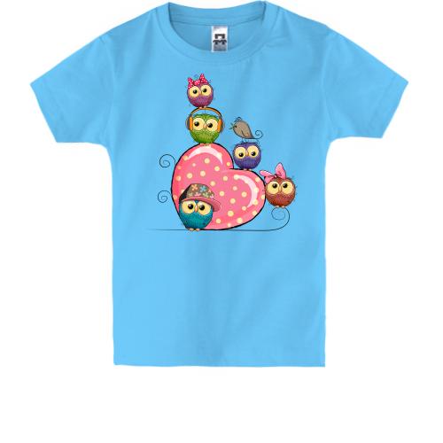 Детская футболка с совами и сердцем