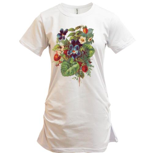 Подовжена футболка Полуниця з квітами