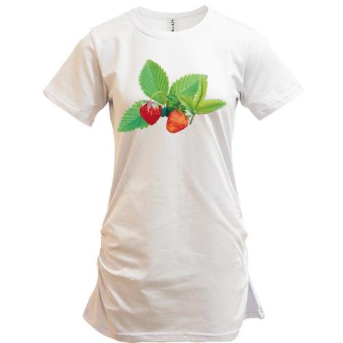 Подовжена футболка Полуниця з листям