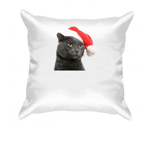 Подушка с котом в новогоднем колпаке