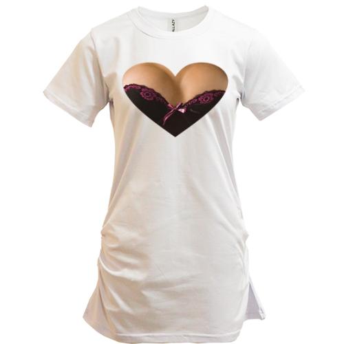 Подовжена футболка з вирізом у вигляді серця