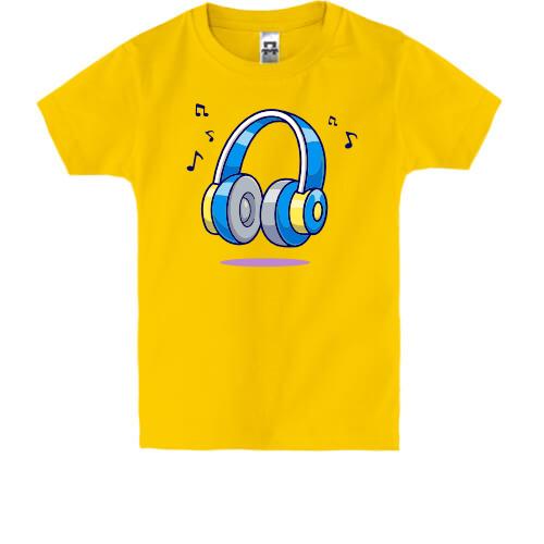 Детская футболка с желто-голубыми наушниками