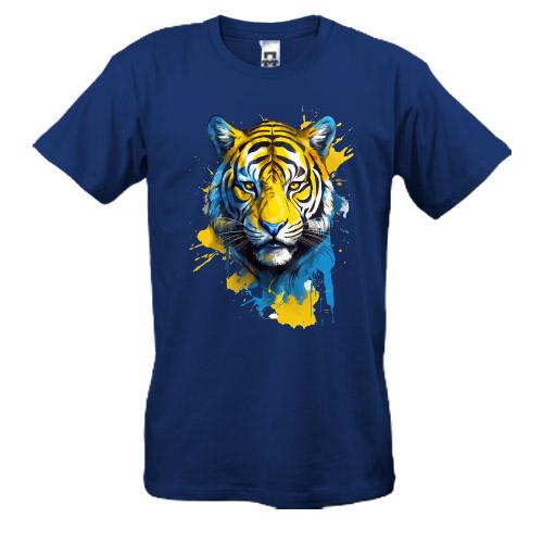 Футболка с тигром в желто-синих красках