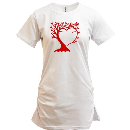 Подовжена футболка з деревом у вигляді серця