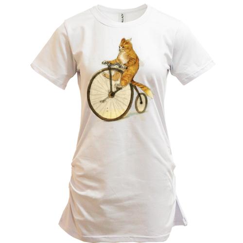 Подовжена футболка Кіт на велосипеді