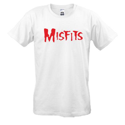 Футболка с надписью Misfits