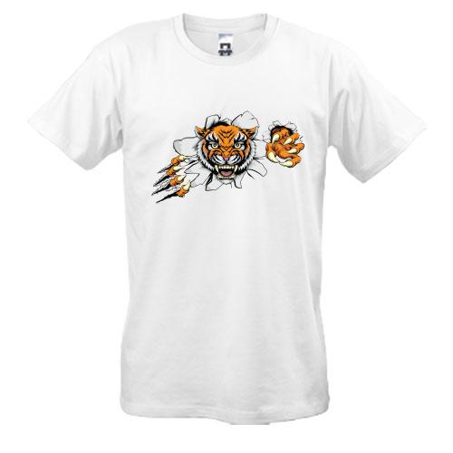 Футболка с тигром разрывающим футболку