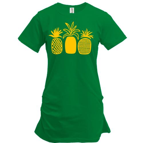 Подовжена футболка з ананасами