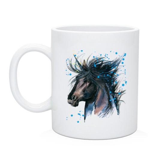 Чашка с рисунком черной лошади