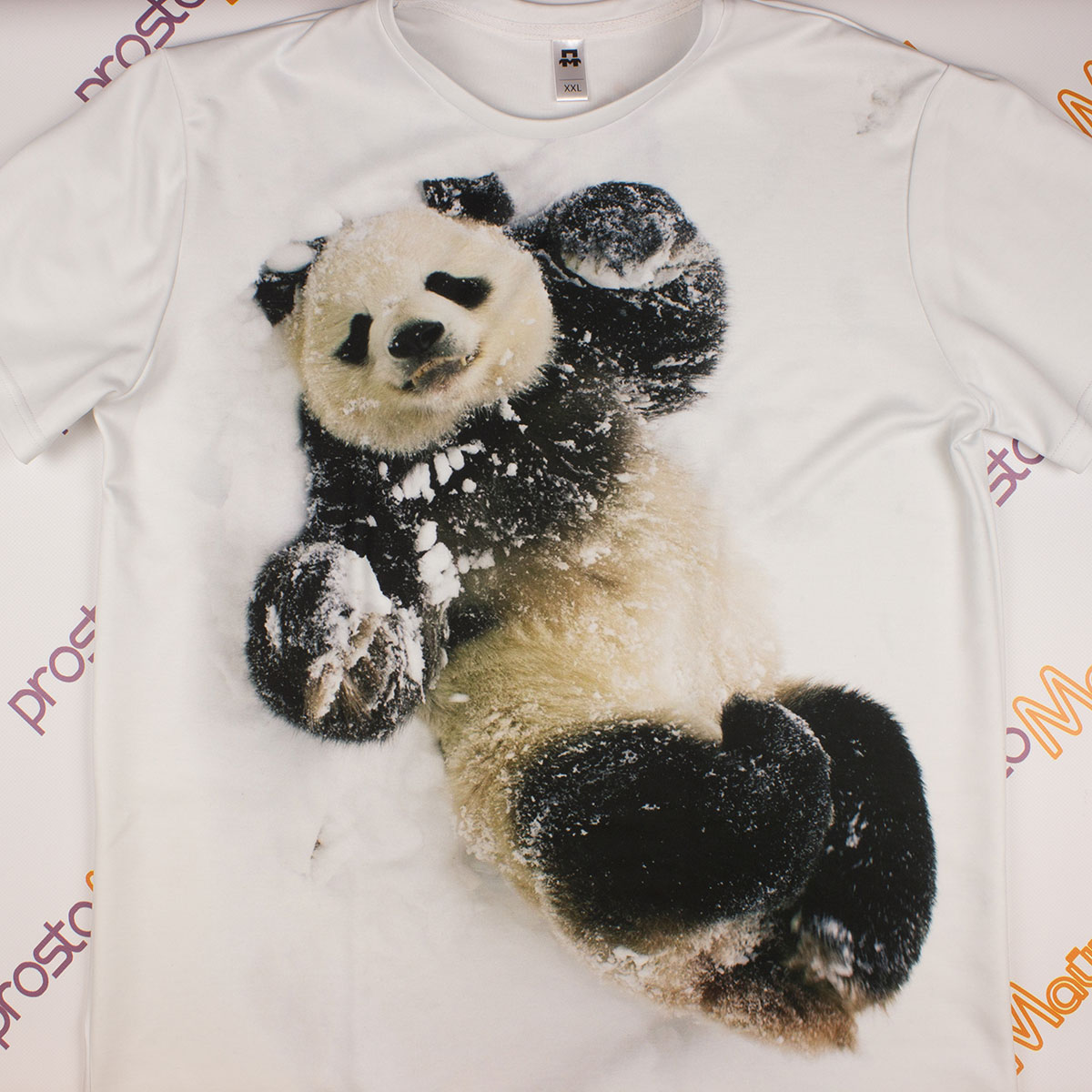 3D футболка с пандой в снегу