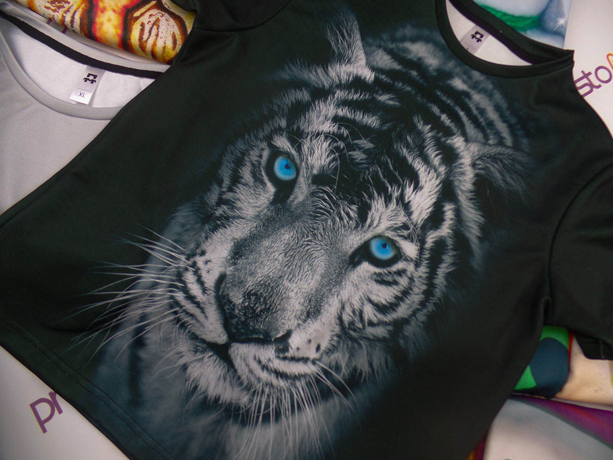 3D футболка с белым тигром