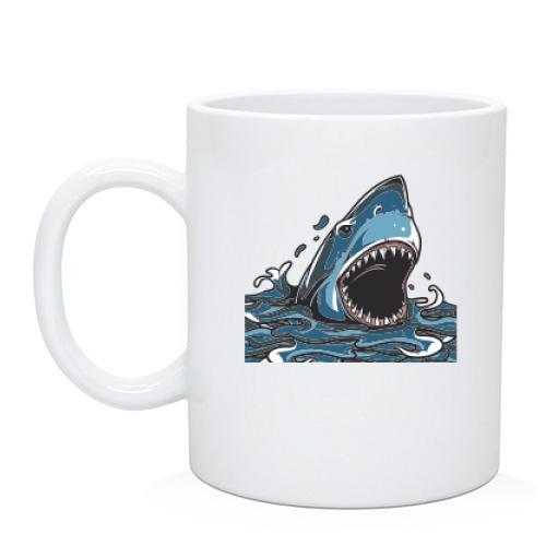 Чашка с акулой раскрывающей пасть