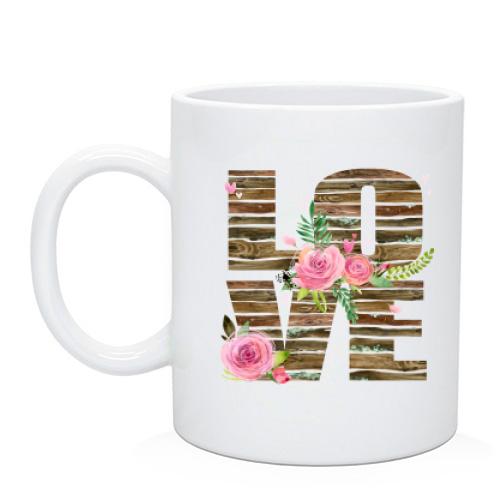 Чашка с надписью LOVE и розами
