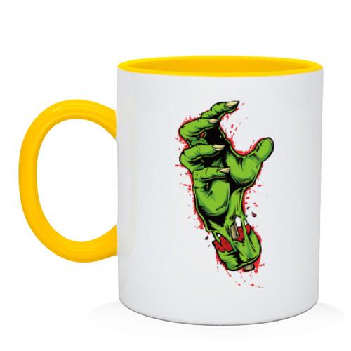 Чашка с зелёной рукой 