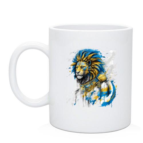 Чашка со львом в желто-синих красках