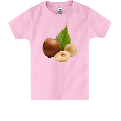 Детская футболка с лесными орехами 2