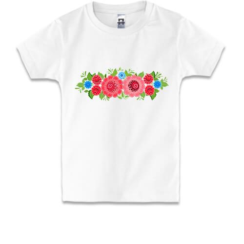 Детская футболка с цветами-орнаментом