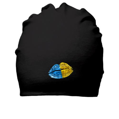 Бавовняна шапка з жовто-синім відбитком губ