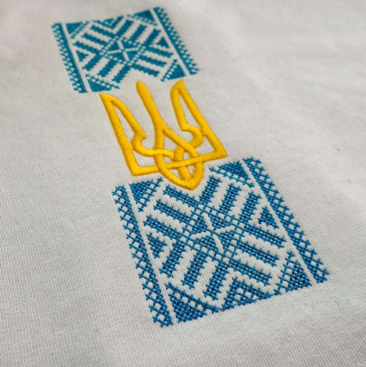 Худи без начеса Вышиванка с гербом Украины