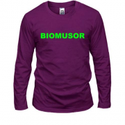 Лонгслив с надписью "Biomusor"