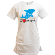 Подовжена футболка з акулою "Я люблю людей"
