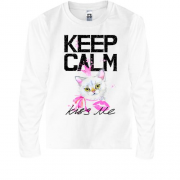 Детская футболка с длинным рукавом с котенком Keep calm and kiss