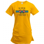 Подовжена футболка з написом "Super Trend"