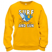 Свитшот с акулой серфингистом и надписью "Surf and sun"