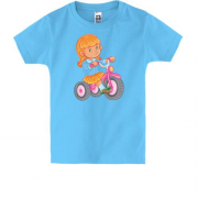Дитяча футболка з дівчинкою на велосипеді