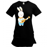 Подовжена футболка Зайченя з гітарою
