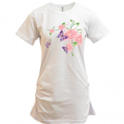 Подовжена футболка з квітами і метеликами