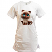 Подовжена футболка з блакитнооким кошеням