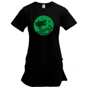 Подовжена футболка з китайським зеленим драконом та ієрогліфом