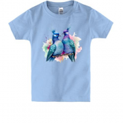 Детская футболка с парой декоративных голубей