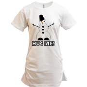 Подовжена футболка зі сніговиком Hug me!