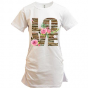 Подовжена футболка з написом LOVE і трояндами