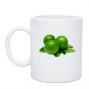 Чашка с зелеными лимонами (лаймом )