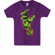 Детская футболка с зеленой рукой зомби