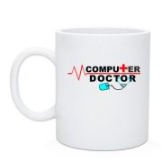 Чашка с надписью "Компьютерный доктор"