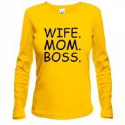 Лонгслив с надписью "Wife. Mom. Boss."