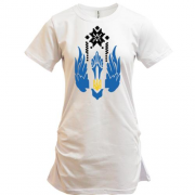 Подовжена футболка з Українським орнаментом та тризубом
