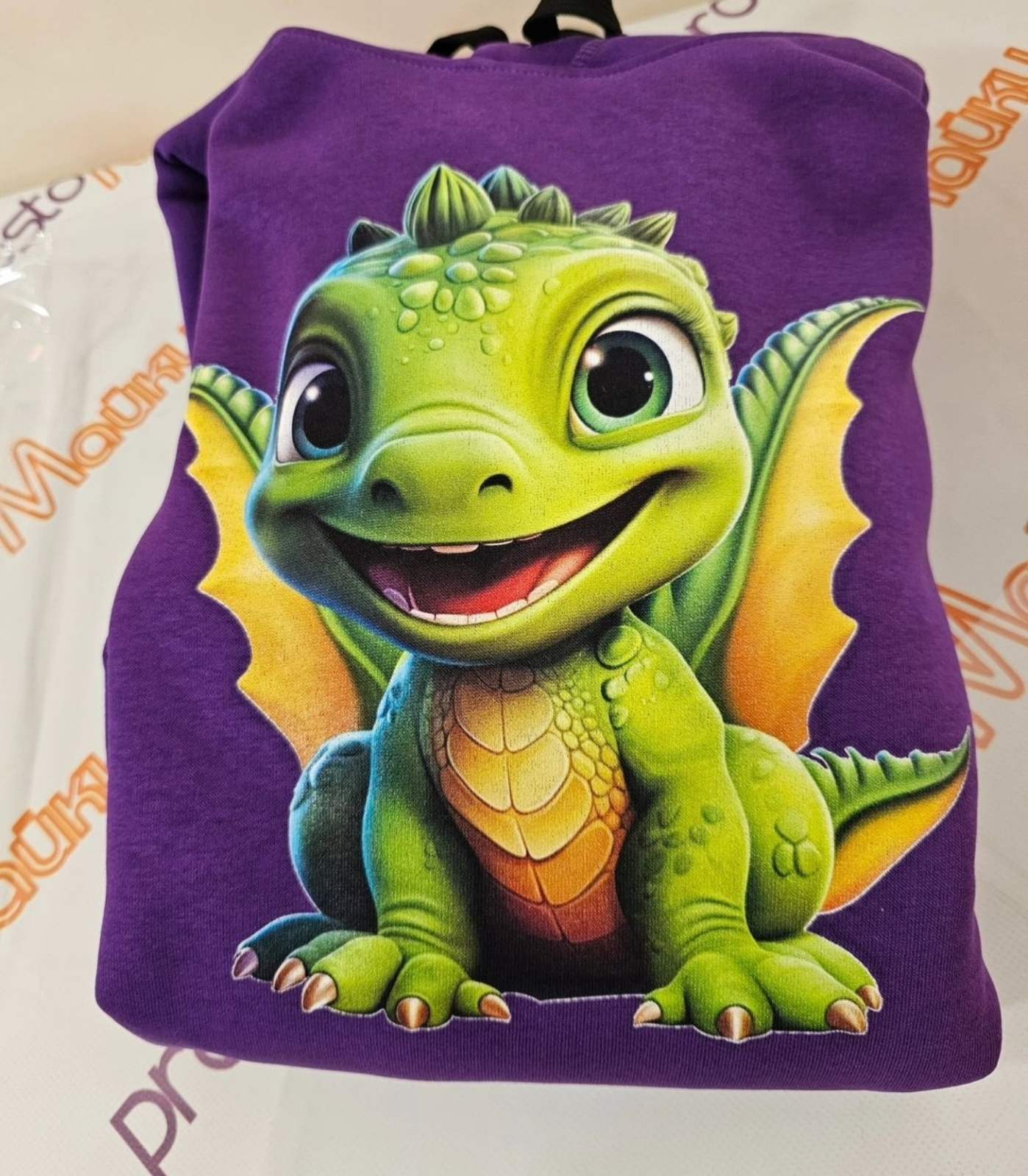 Женская футболка-поло с маленьким зеленым дракончиком