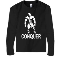 Дитячий лонгслів з бодібілдером і написом «Conquer»
