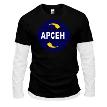 Комбинированный лонгслив с именем Арсен в круге